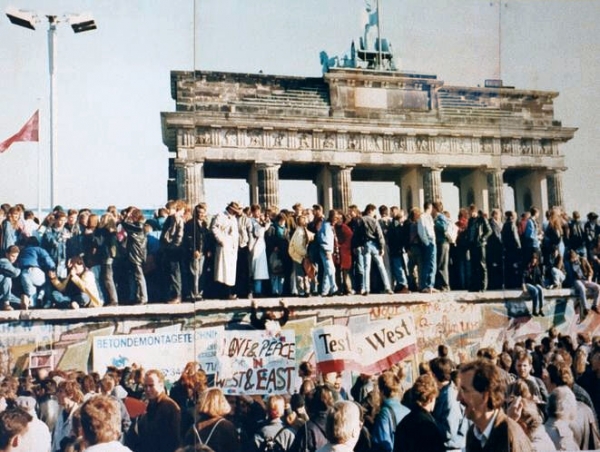 Берлинская стена 1989 год. Фото wikimedia.org