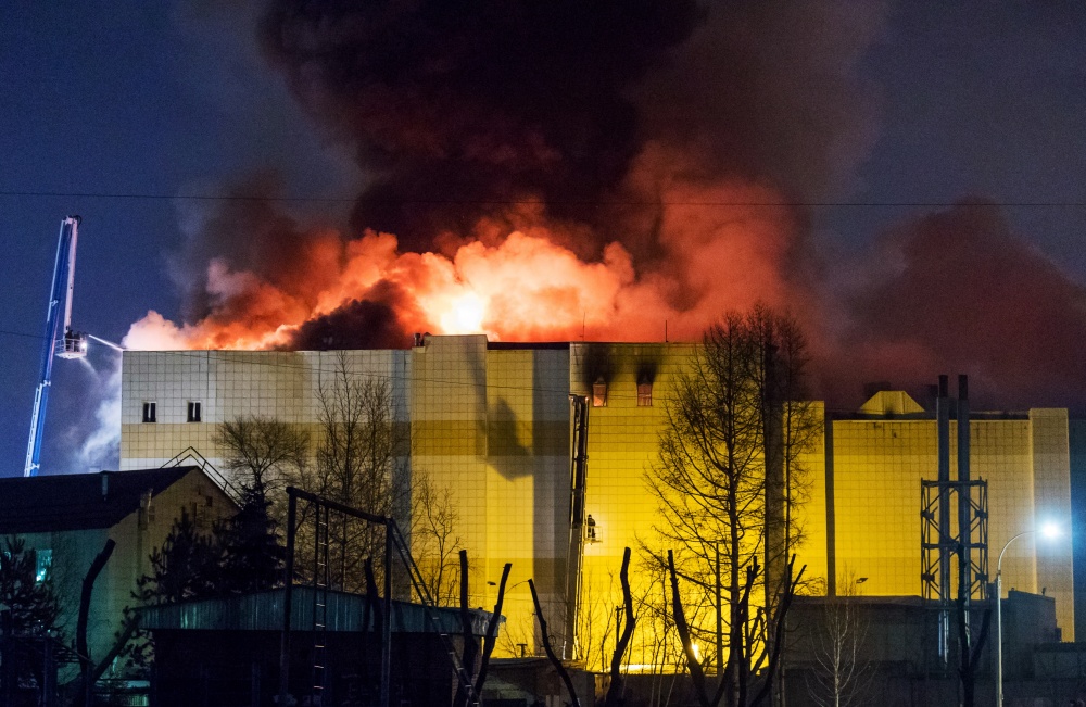 Пожар в ТЦ «Зимняя вишня» в Кемерово. Фото TASS/Scanpix/LETS