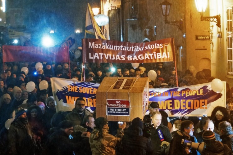 Митинг в Риге против реформы образования 14 декабря 2017 года. Фото Sputnik/Scanpix