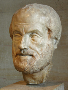 Скульптура головы Аристотеля — копия работы Лисиппа, Лувр. CC BY-SA 2.5