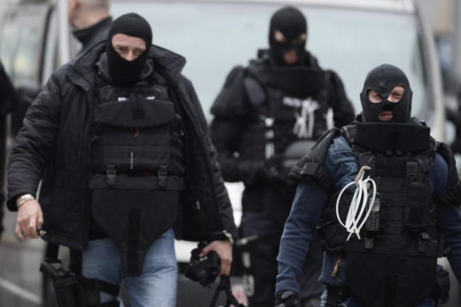 Специальное подразделение бельгийской полиции. Моленбек. Фото AFP Photo/Scanpix.