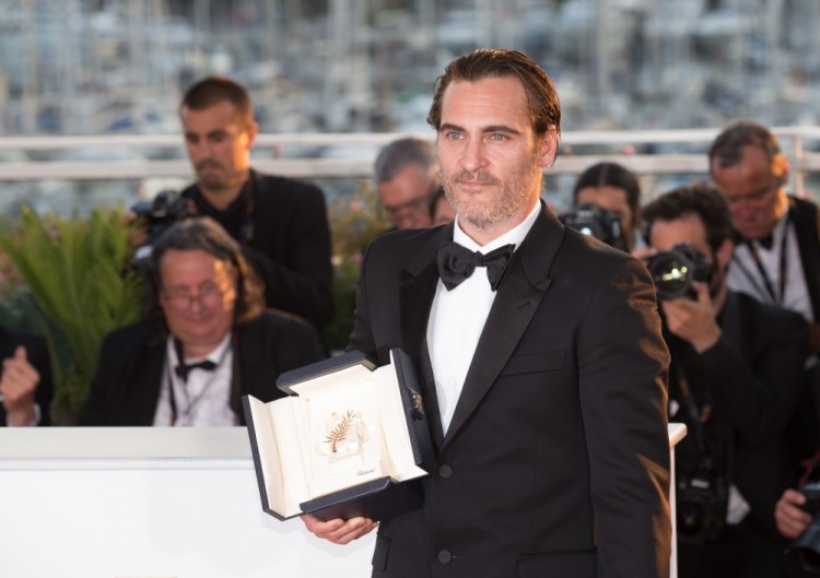 (170529) -- CANNES, May 29, 2017 (Xinhua) -- Actor Joaquin Phoenix, winner of the Best Actor Award for the film "You Were Never Really Here", poses during a photocall at the 70th Cannes Film Festival in Cannes, France, May 28, 2017. (Xinhua/Xu Jinquan) (hy) (Photo by Xinhua/Sipa USA)