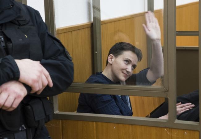 Надежда Савченко на процессе. Фото AP/Scanpix