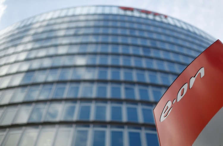 Офис крупнейшей в Германии энергетической компании E.ON SE, которая является владельцем ОАО «Э.ОН Россия», акционером «Газпрома», а также контролировала 6,4 % акций российской газовой монополии. Фото REUTERS/Scanpix