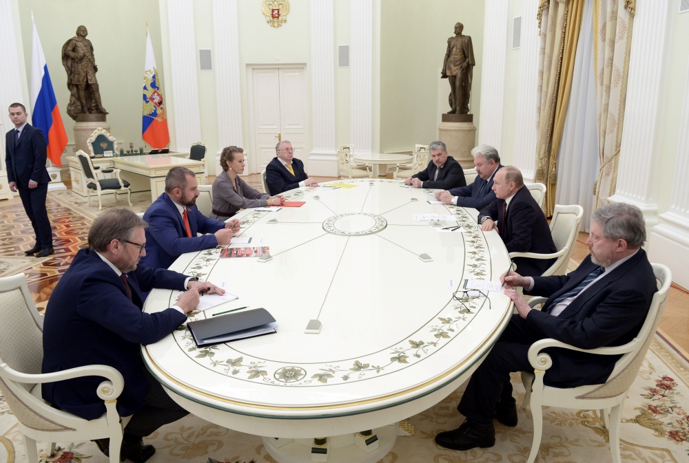 Встреча бывших кандидатов на пост президента с Владимиром Путиным. Фото Sputnik/Scanpix/LETA
