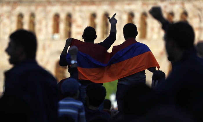 Армения ликует после отставки Сержа Саргсяна. Фото AP/Scanpix/LETA
