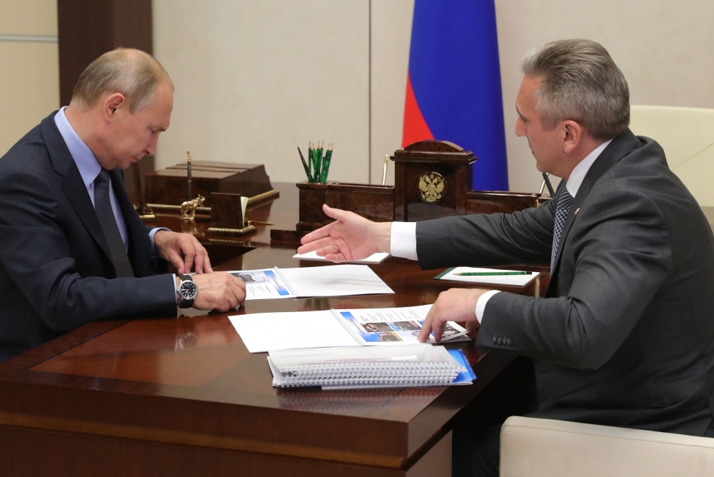 Владимир Путин и Александр Моор. Фото Sputnik/Scanpix/LETA