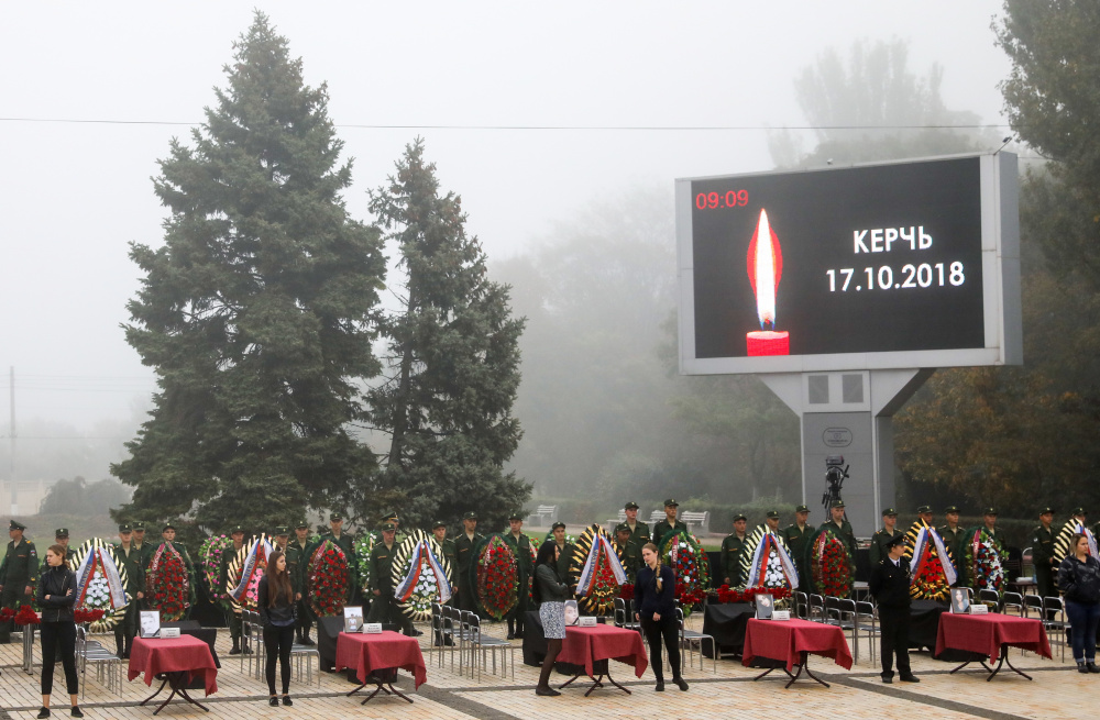 Траурная церемония на площади Ленина в Керчи. Фото TASS/Scanpix/Leta