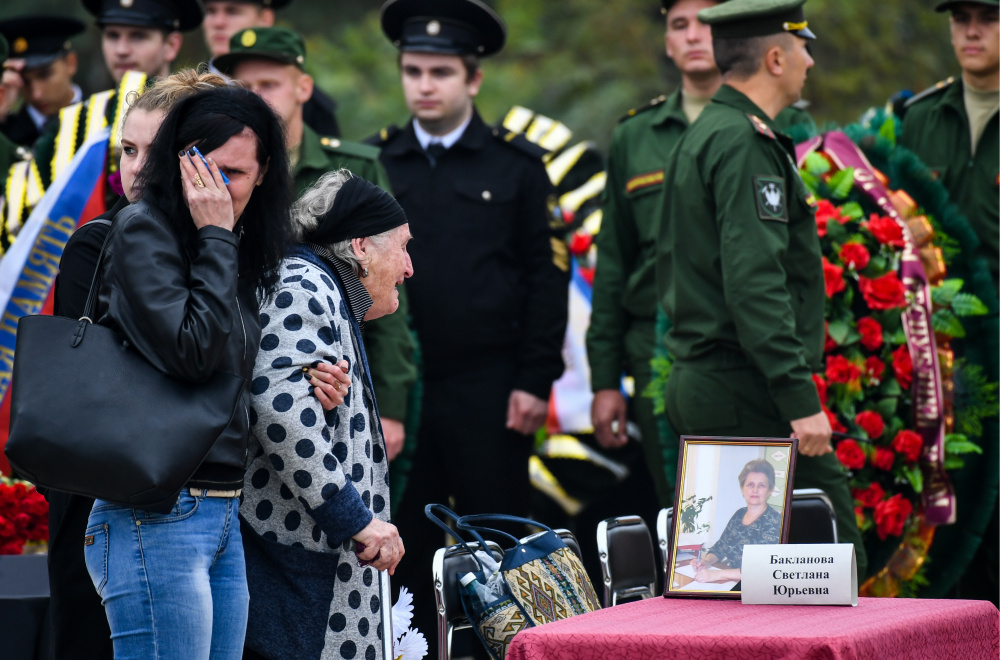 Траурная церемония прощания с убитыми в керченском колледже. Фото TASS/Scanpix/Leta