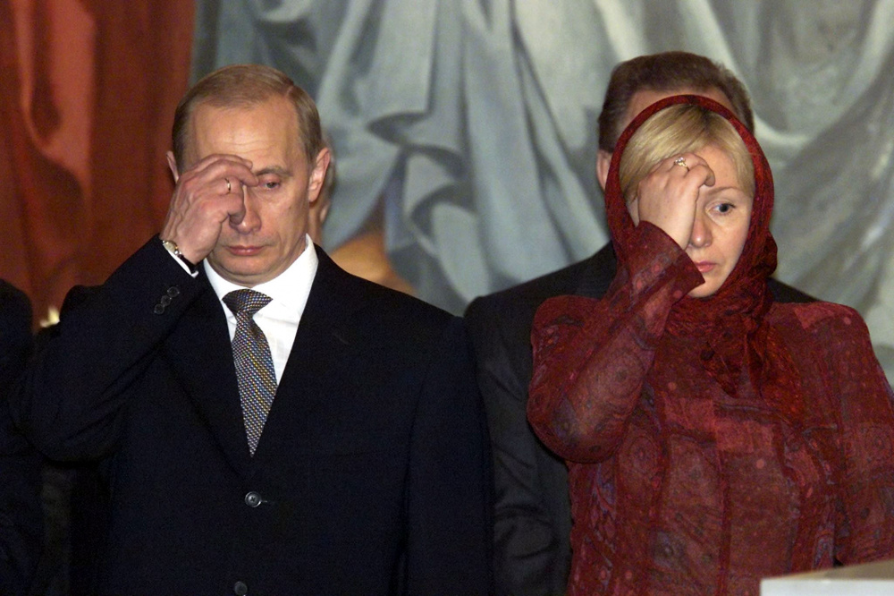 Владимир Путин с бывшей супругой Людмилой в 2001 году. Фото REUTERS/Scanpix/LETA