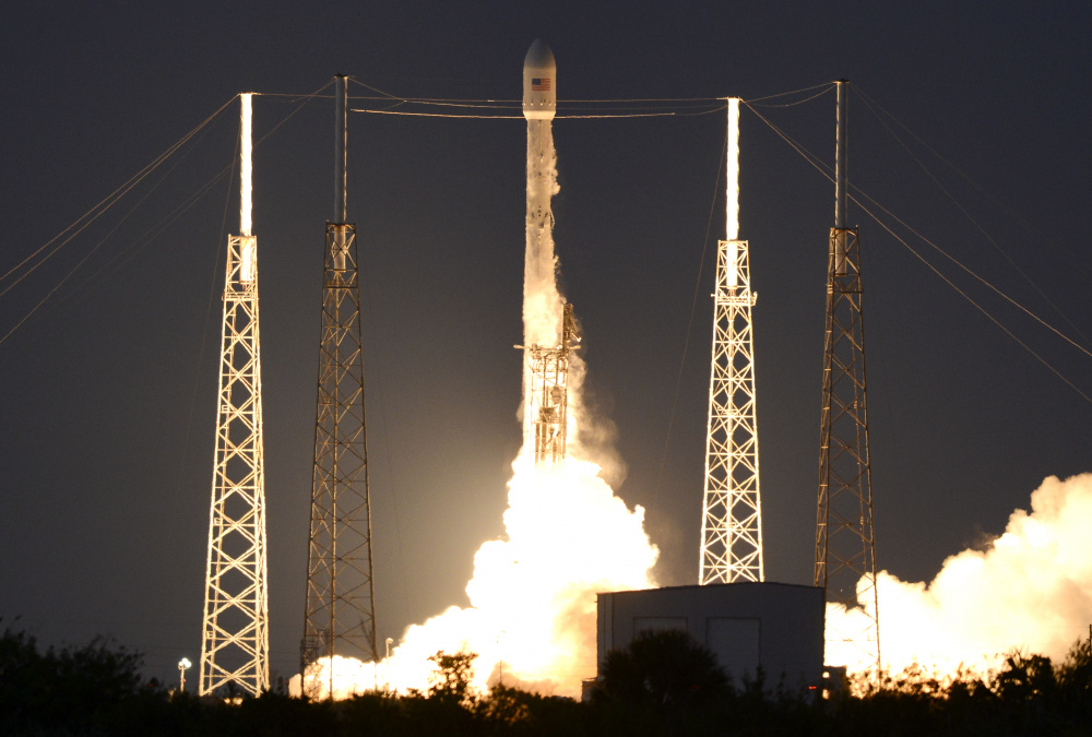 Запуск ракеты Falcon 9. Фото AP/Scanpix/LETA