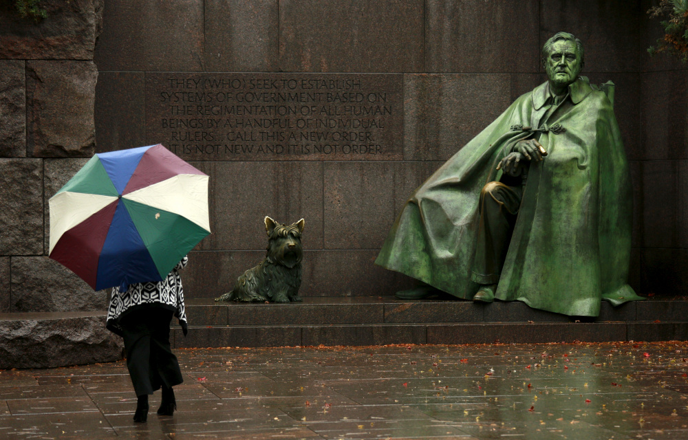 Памятник президенту Франклину Рузвельту и его собаке Фале. Фото REUTERS/Scanpix/LETA