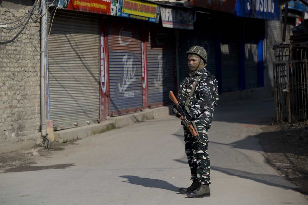 Индийский военный в Кашмире. Фото AP/Scanpix/Leta