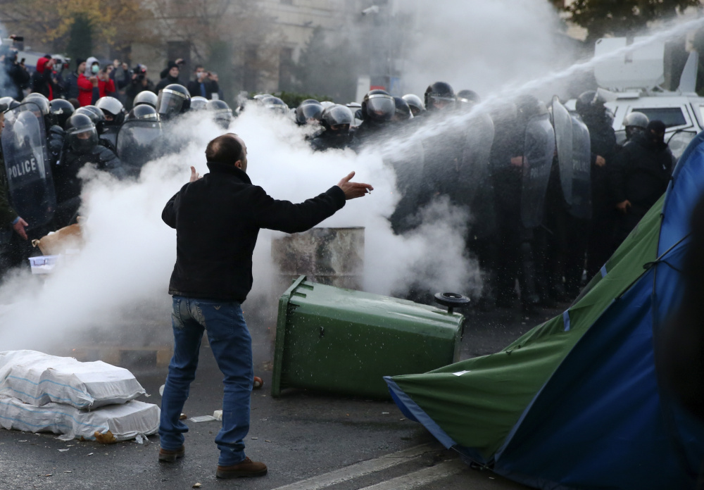 Разгон протестующих в Тбилиси. Фото: Zurab Tsertsvadze / TASS / Scanpix / Leta