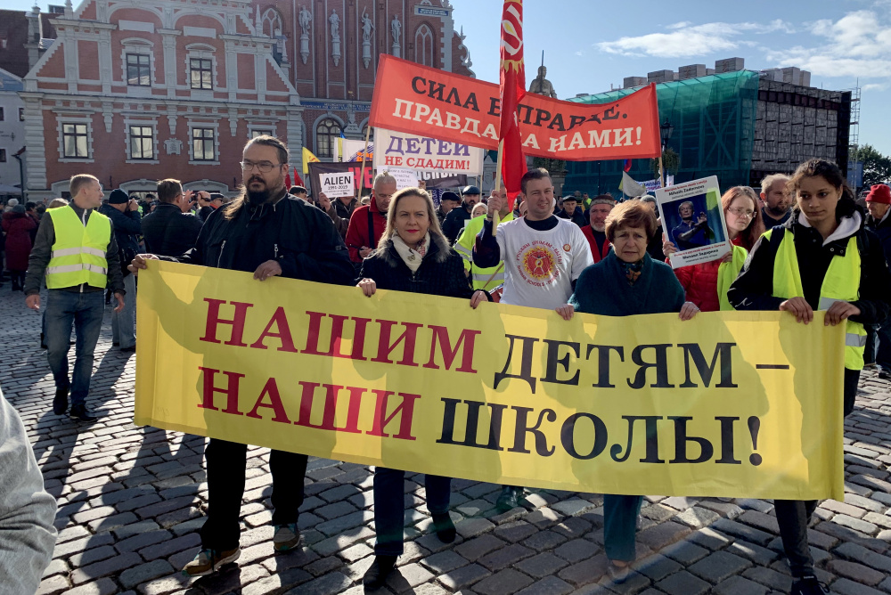 Протесты против перевода школ на латышский язык в Латвии, октябрь 2019 г. Фото: Yevgeny Antonov / TASS / Scanpix / Leta