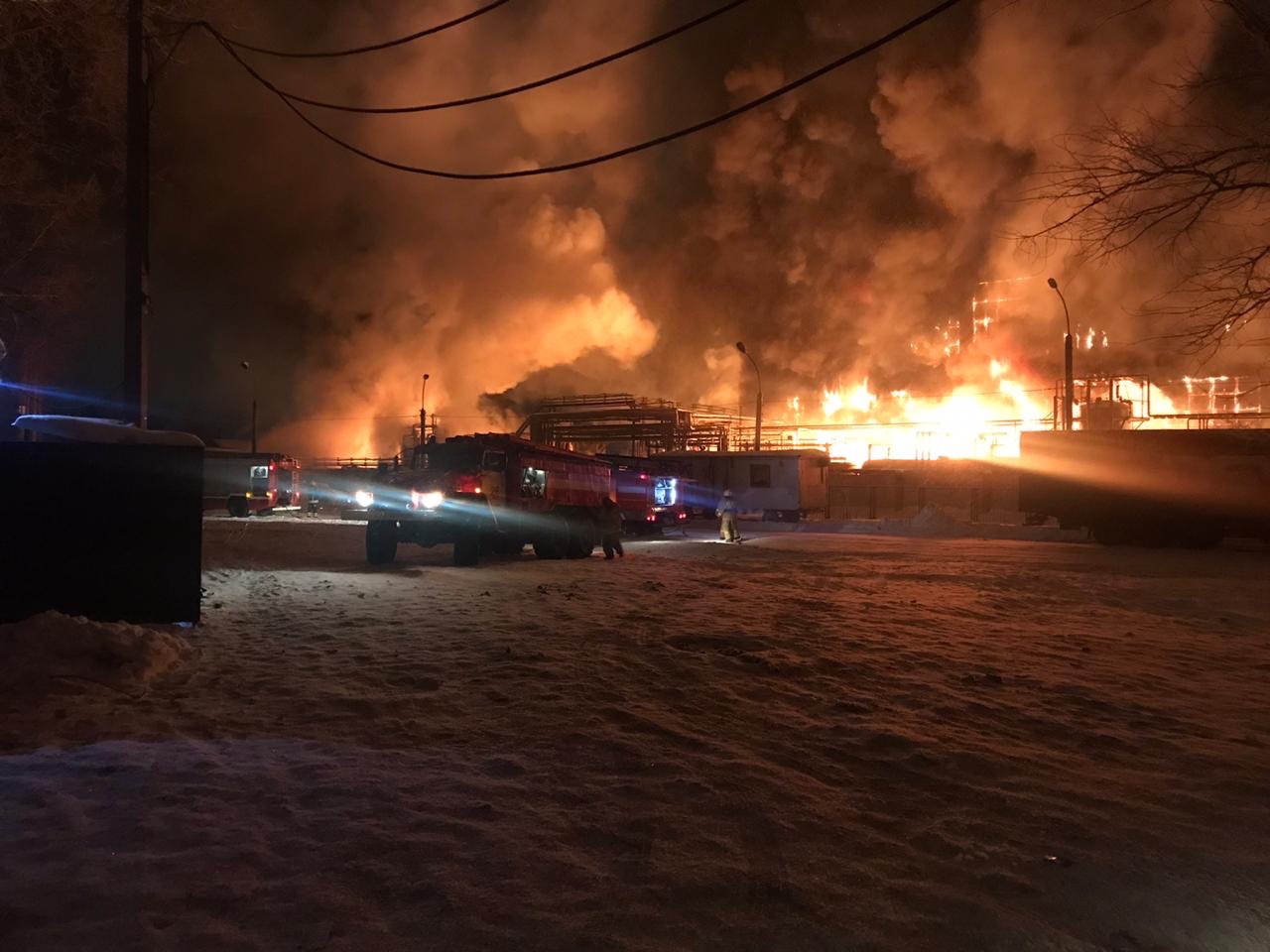 Пожар на "Нефтехиме". Фото: ГУ МЧС России по Республике Башкортостан