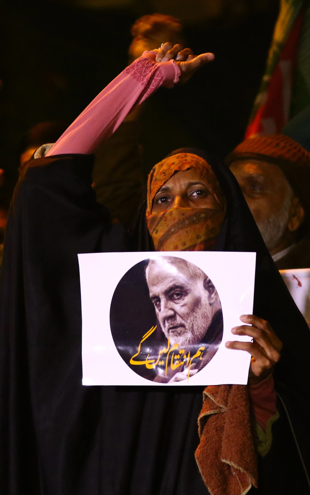  Протесты шиитов в Пакистане против США после убийства генерала Сулеймани. Фото EPA/SHAHZAIB AKBER/Scanpix/LETA