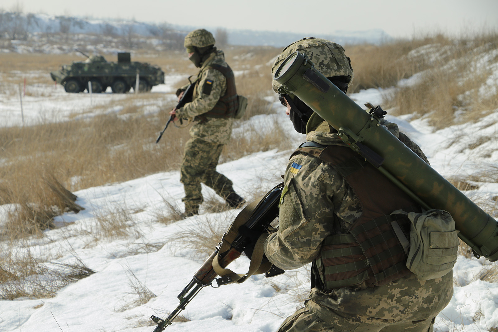 Учения подразделений ВСУ в районе проведения операции объединенных сил в Луганской области. Фото с официальной страницы ООС в Facebook