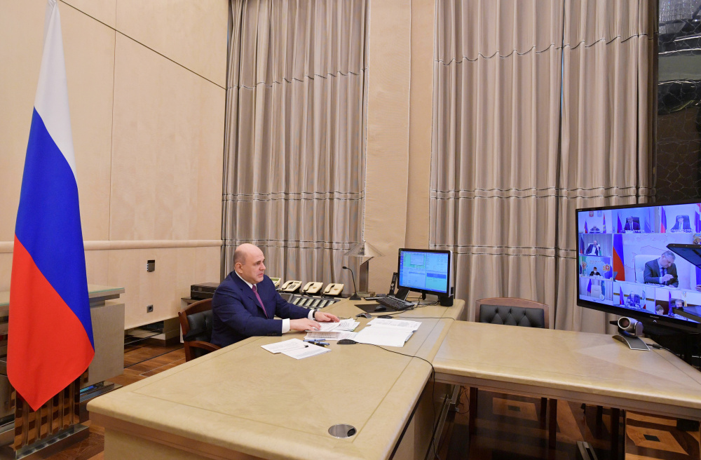 Председатель правительства РФ Михаил Мишустин проводит совещание по мерам против коронавируса. Фото Sputnik/Alexander Astafyev/Pool via REUTERS/Scan[ix/LETA