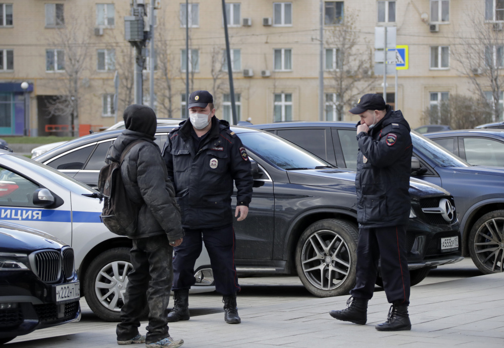Полиция на улицах Москвы во время коронавируса. Фото Mikhail Metzel/TASS/Scanpix/LETA