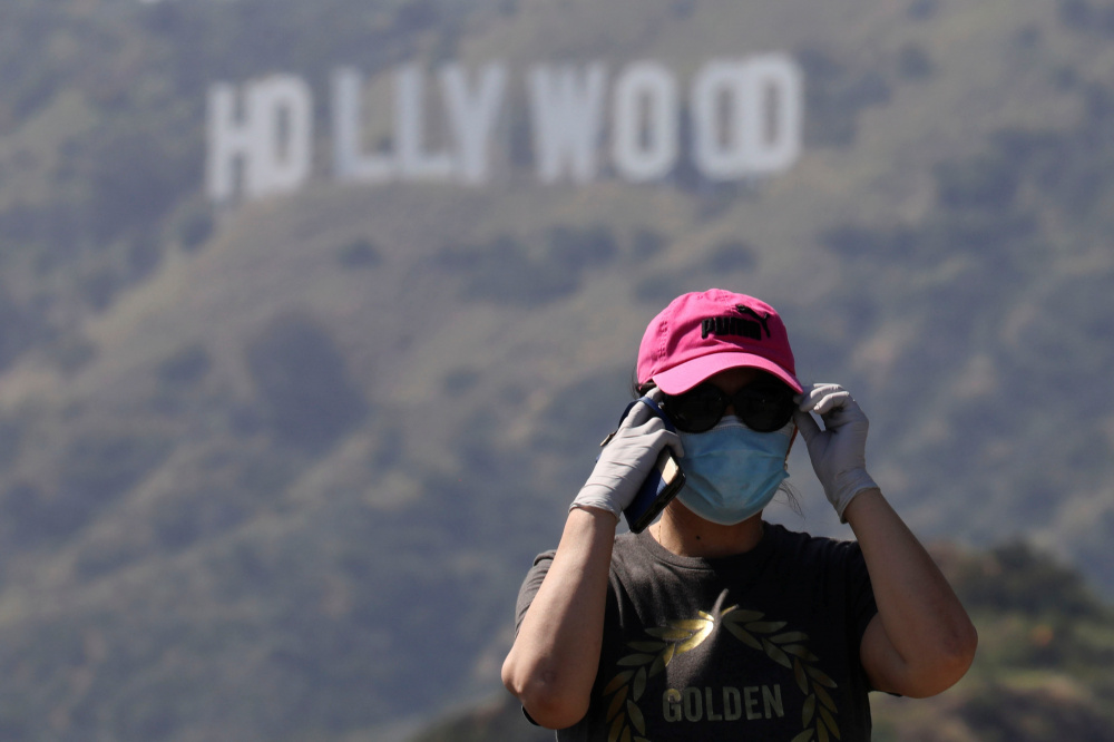 Жители Лос-Анджелеса возвращаются к окрестностям Голливудских холмов для хайкинга. Фото Patrick T. Fallon/Reuters/Scanpix/Leta