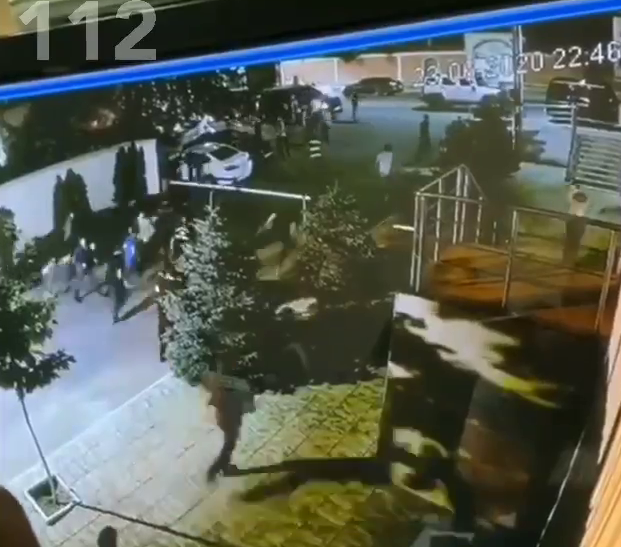 Скриншот видео стрельбы с участием сына экс-депутата Народного собрания Дагестана