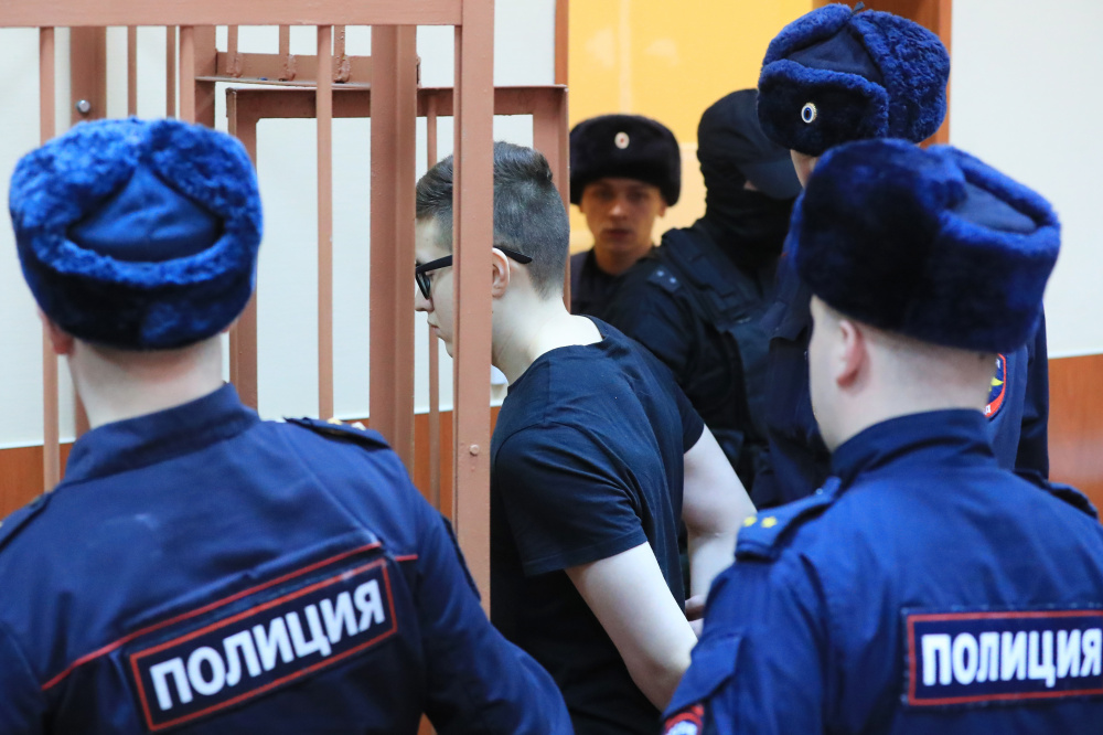 Обвиняемый по делу "Сети" Виктор Филинков в здании суда. Фото Peter Kovalev/TASS/Scanpix/L