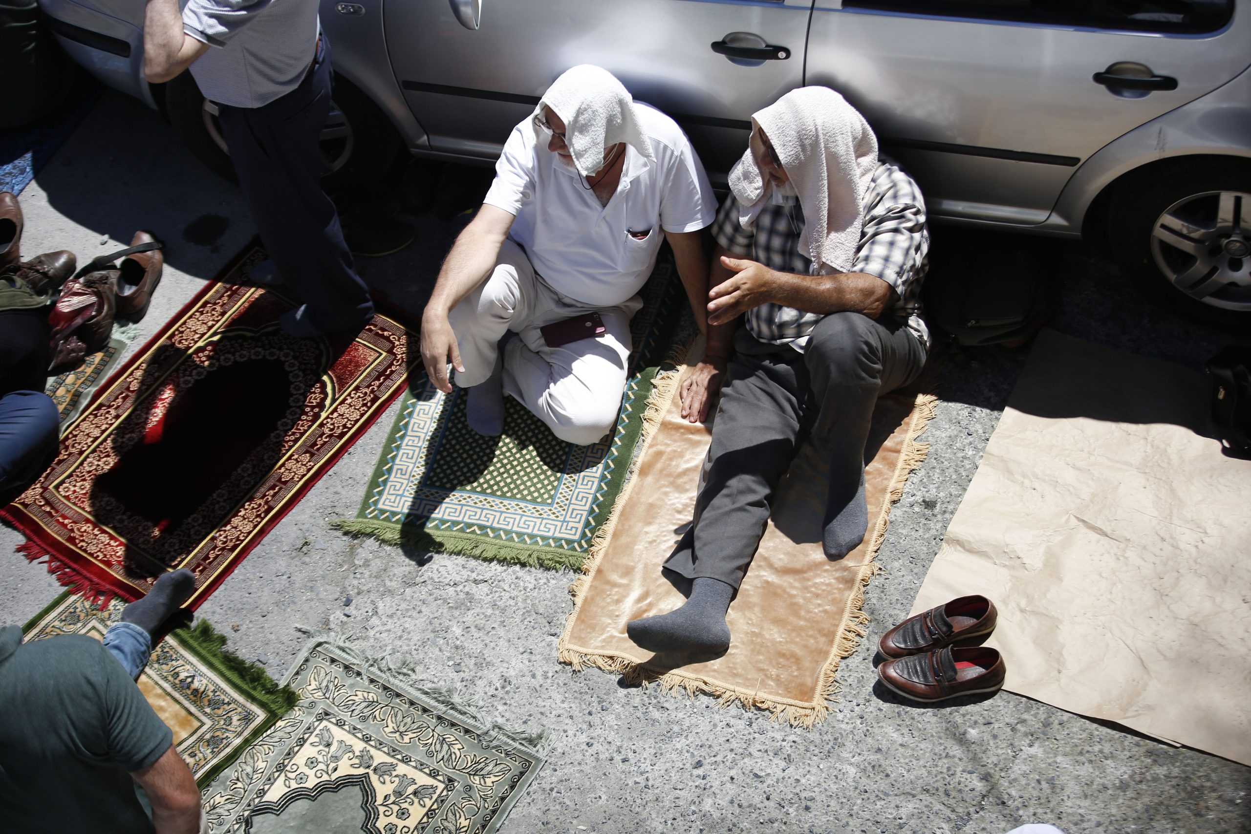 Верующие в ожидании намаза в Айя-Софии. Фото Can Ozer/Depo Photos via ZUMA Wire/ Scanpix/ Leta