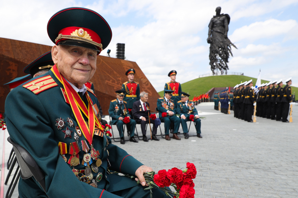 Ветеран ВОВ на открытии Ржевского мемориала советскому солдату 30 июня 2020 года. Фото Mikhail Klimentyev/TASS/Scanpix/Leta