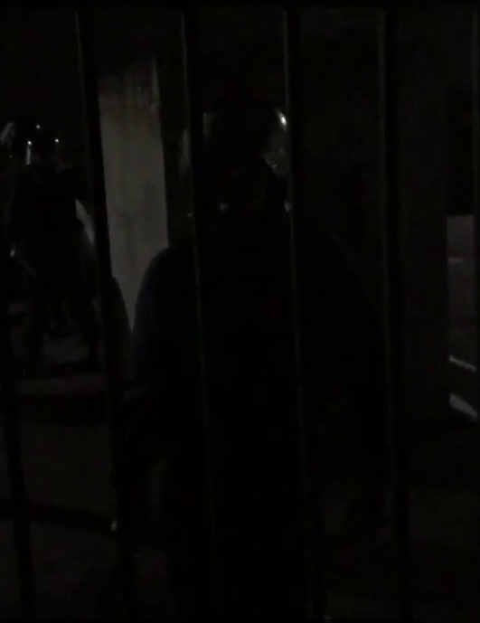 Скриншот видео задержания журналистов Максима Солопова и Антона Старкова.