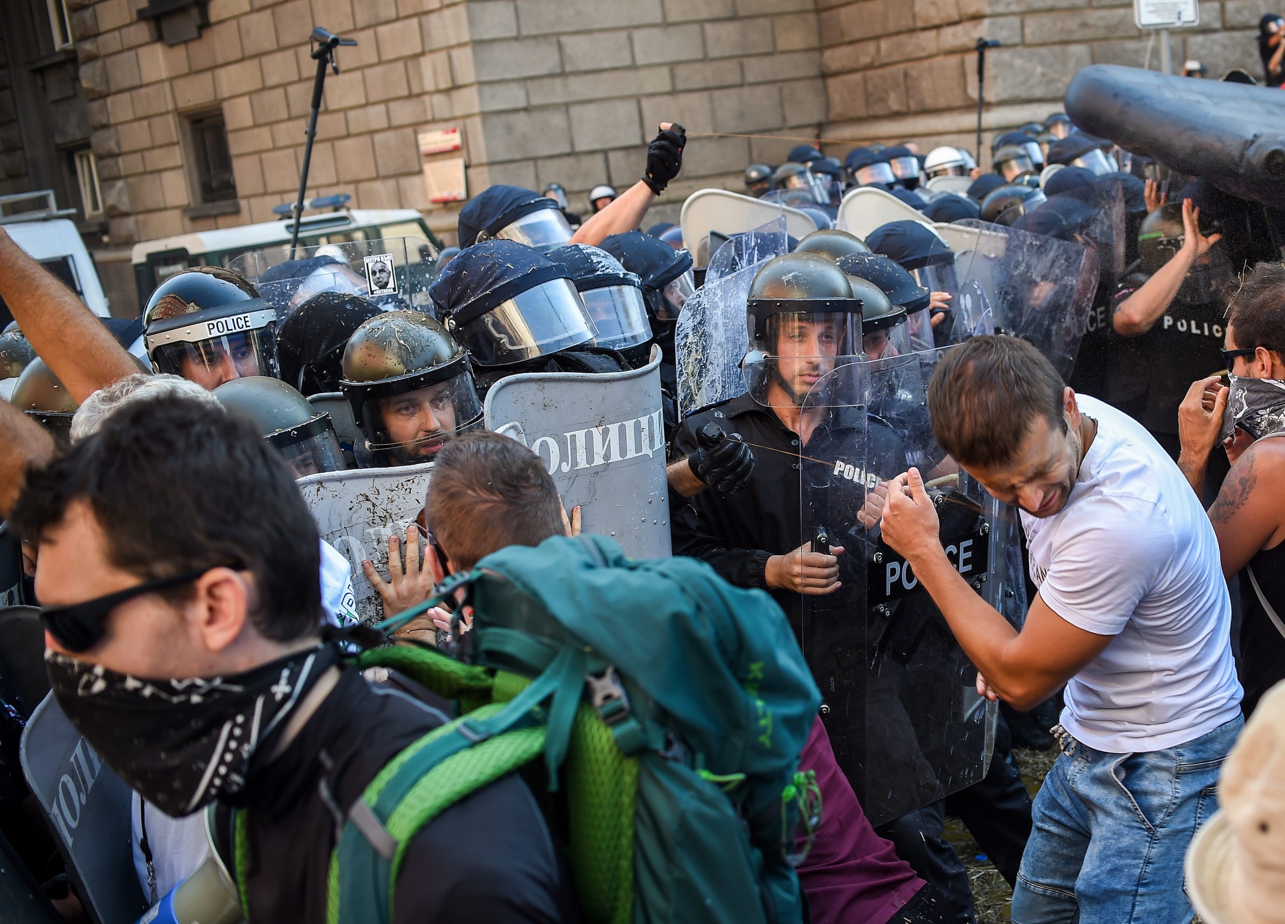 Акция 2 сентября закончилась столкновениями с полицией. Фото EPA/Borislav Troshev/Scanpix/Leta