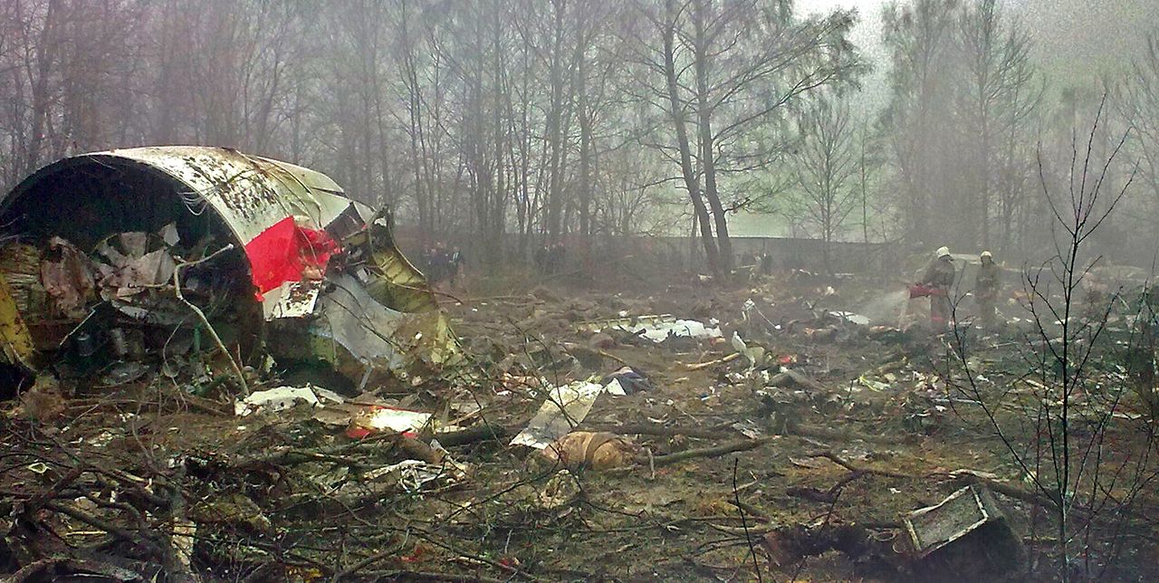 Обломки польского Ту-154. Фото commons.wikimedia.org