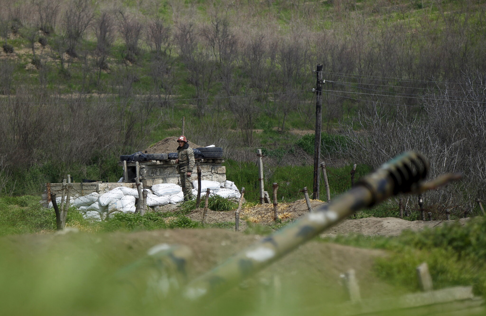 Военный на КПП в Нагорном Карабахе. Фото REUTERS/Staff/Scanpix/Leta
