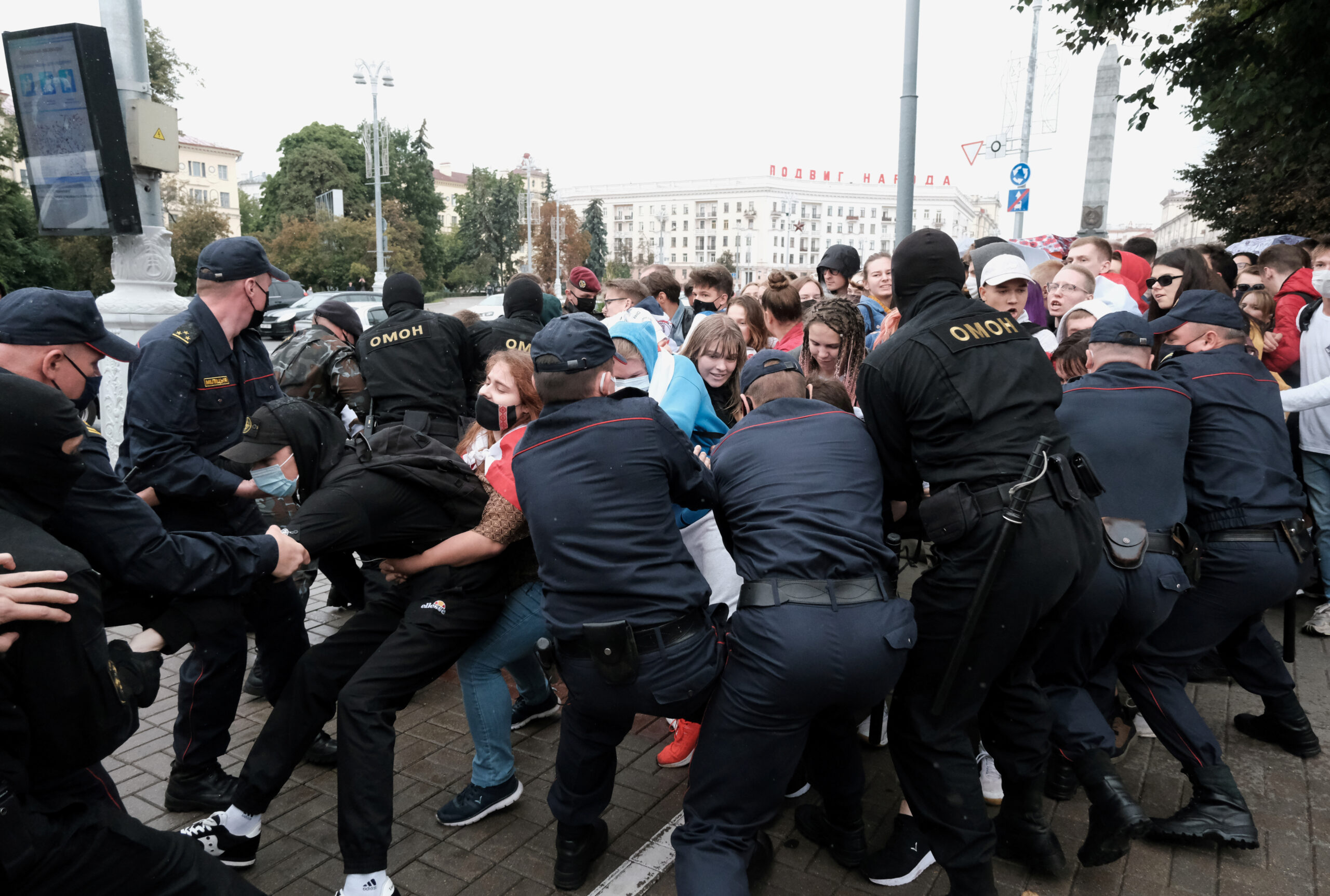 Задержание протестующих студентов в Минске. Фото BelaPAN via REUTERS/Scanpix/Leta
