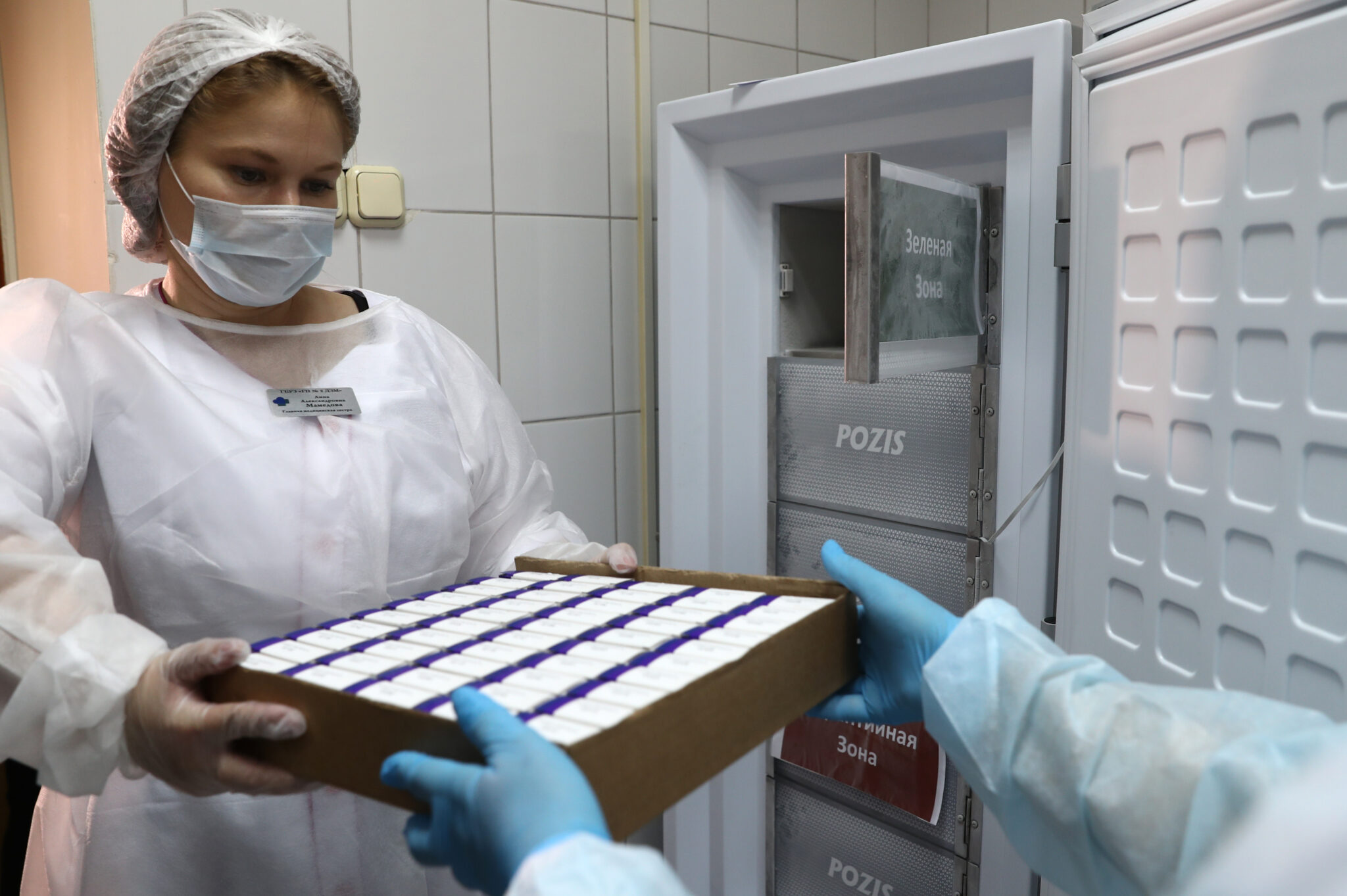Передача вакцины от коронавируса в московской больнице. Фото Stanislav Krasilnikov/TASS/Scanpix/Leta 