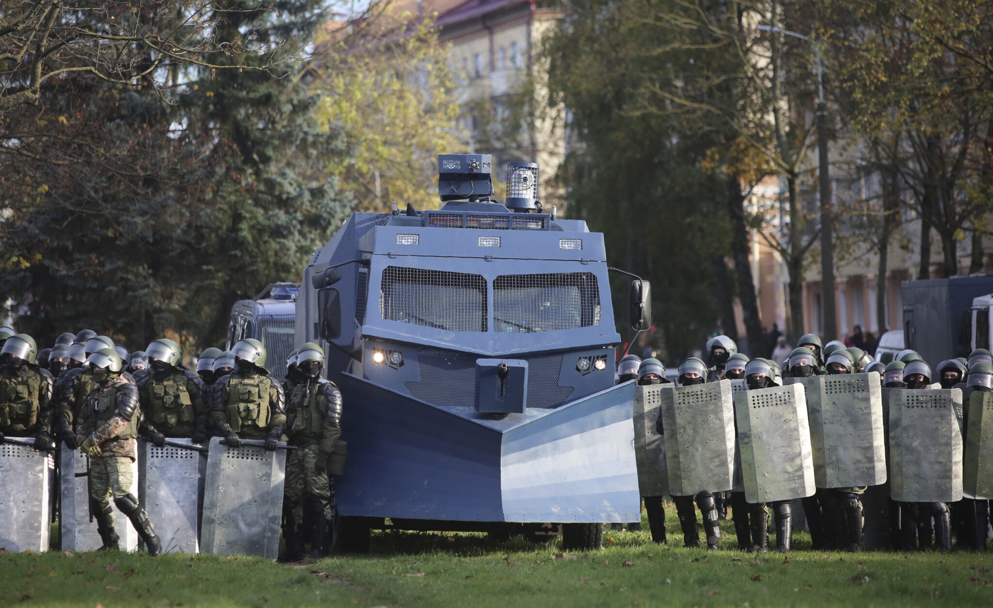 Спецподразделения силовиков в Минске. Фото AP Photo/Scanpix/Leta