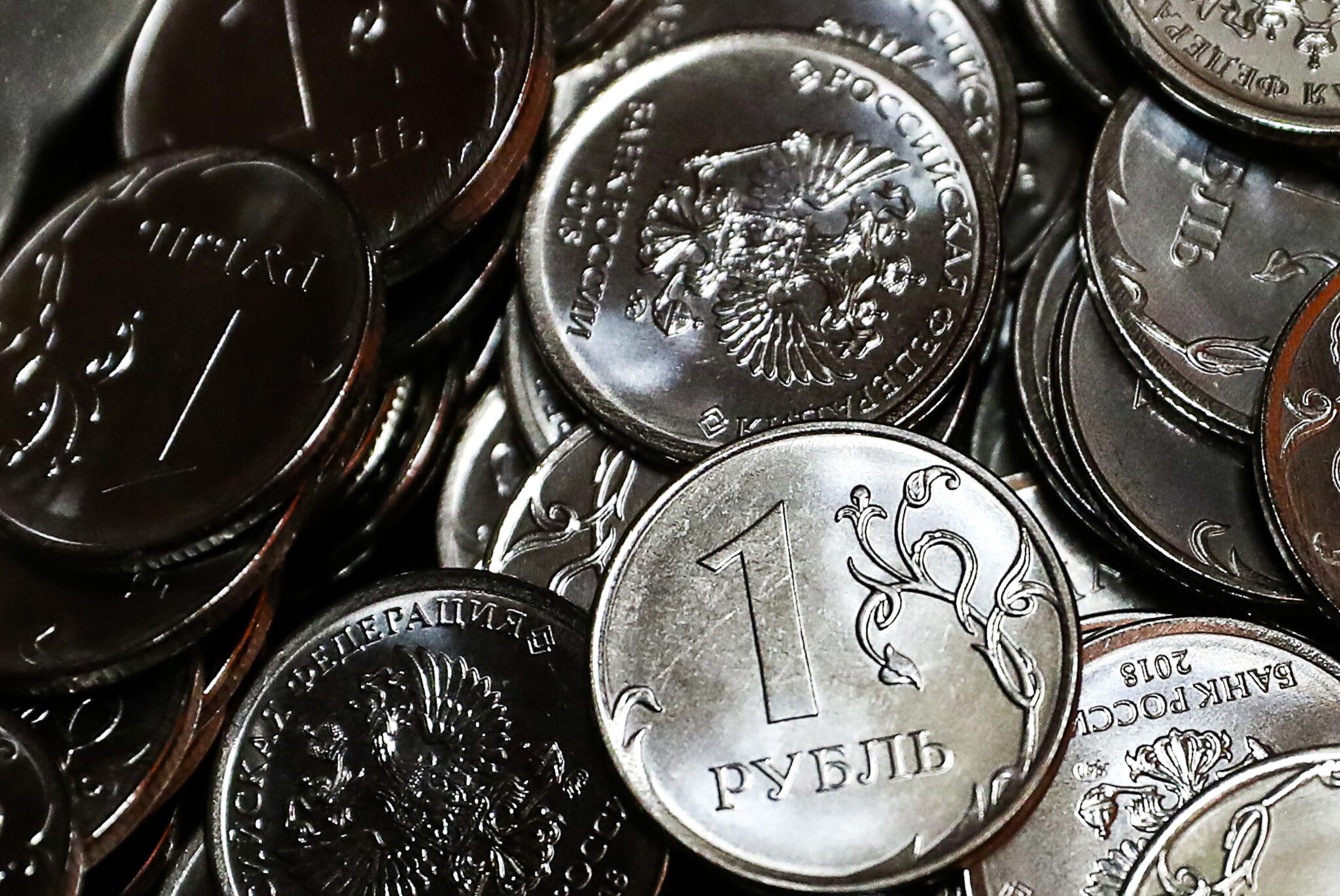 Рублевые монеты. Фото Stanislav Krasilnikov/TASS/Scanpix/Leta