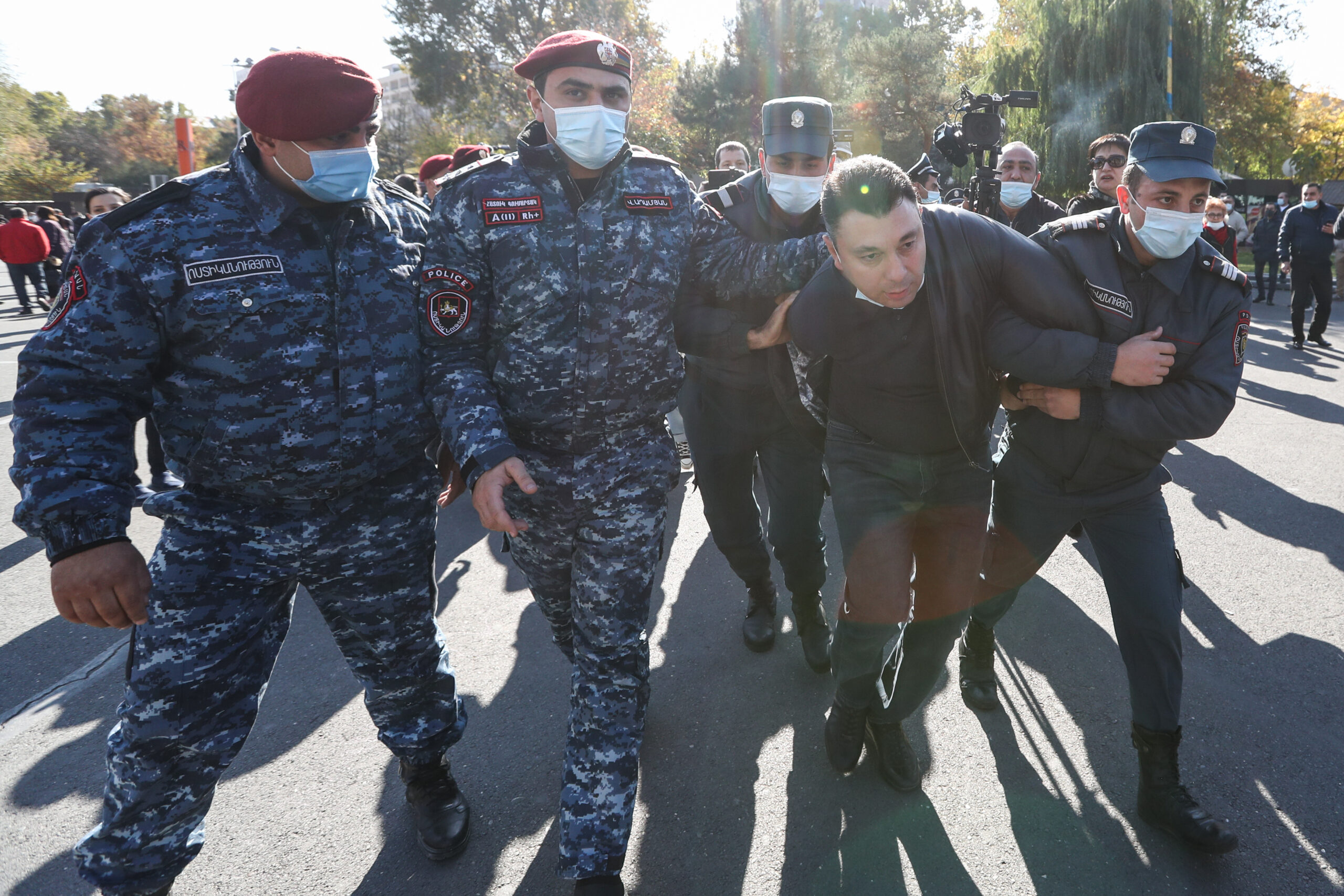 В задержаниях принял участие ОМОН. Фото Stanislav Krasilnikov/TASS/Scanpix/Leta