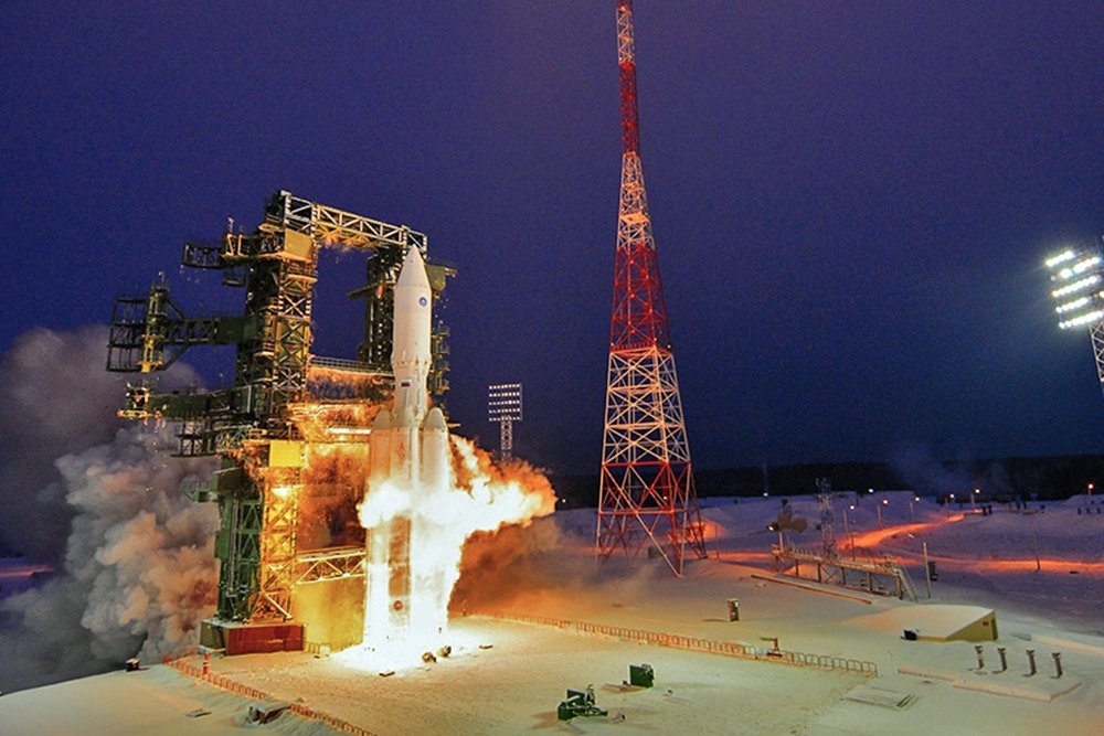 Запуск тяжелой ракеты «Ангара-А5» с космодрома Плесецк 14 декабря 2020 года. Фото из твиттера главы "Роскосмоса" Дмитрия Рогозина