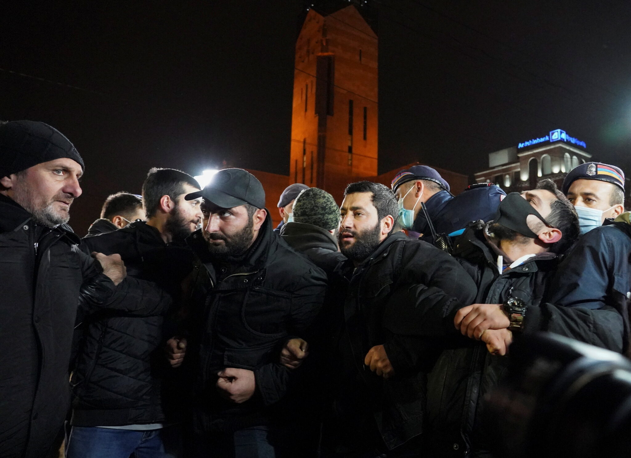 Акция протеста в Ереване 3 декабря. Фото REUTERS/Artem Mikryukov/Scanpix/Leta