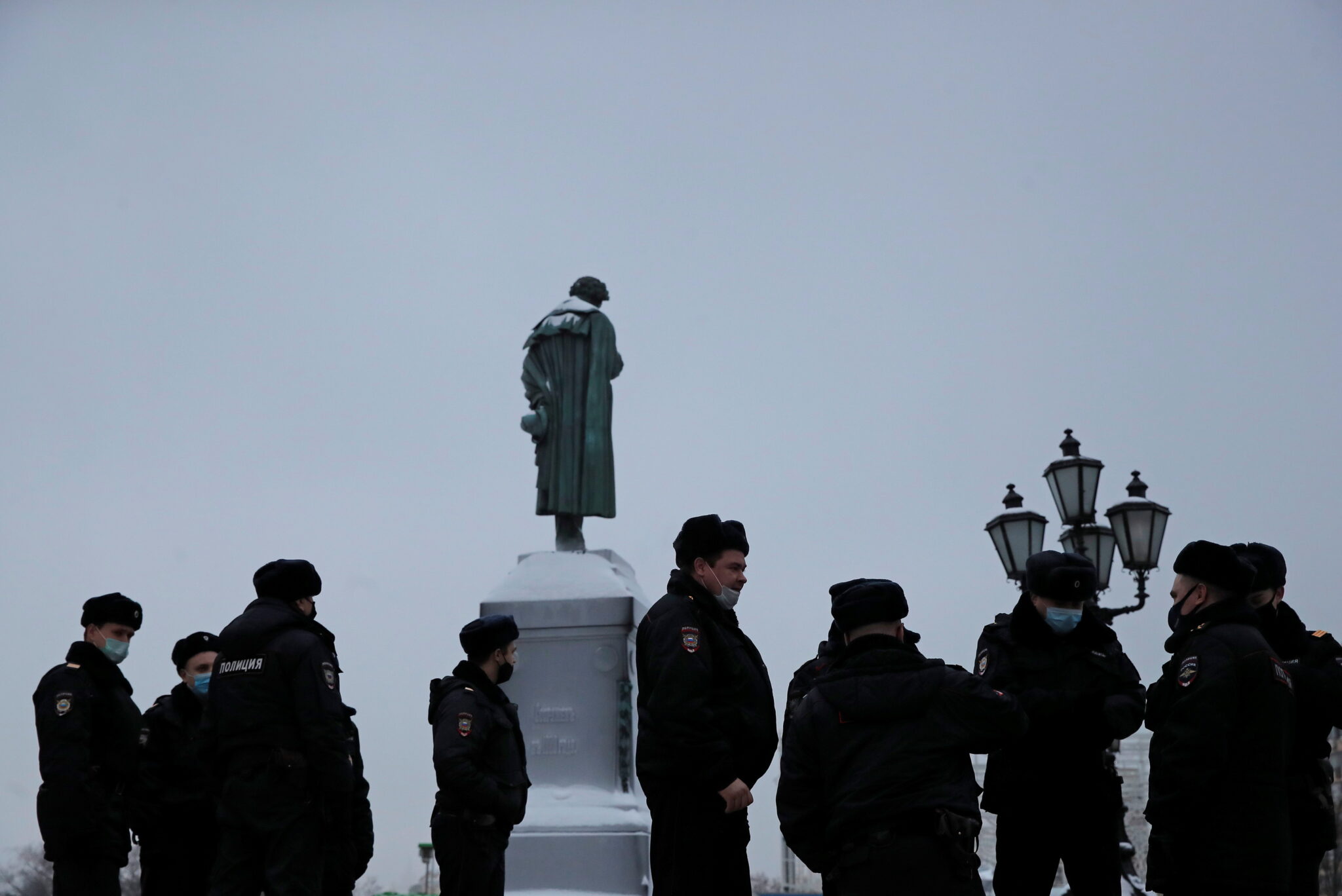 Полиция на Пушкинской площади 23 января. Фото REUTERS/Maxim Shemetov/Scanpix/Leta