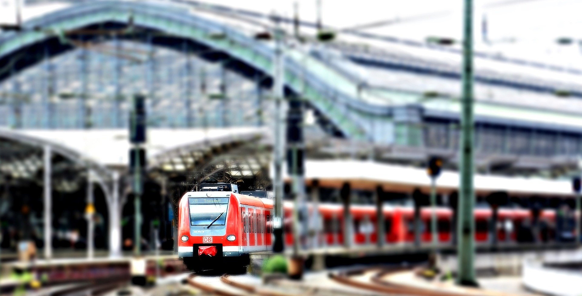 Возвращение домой. Центральный вокзал/Фото Pixel 2013|Pixabay