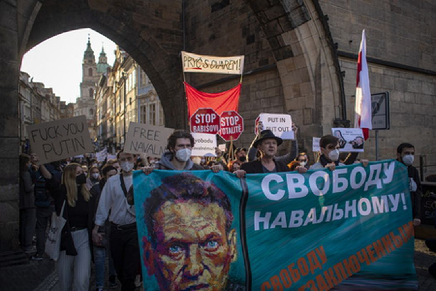 Антироссийская акция протеста в Праге. Фото EPA/Scanpix/Leta