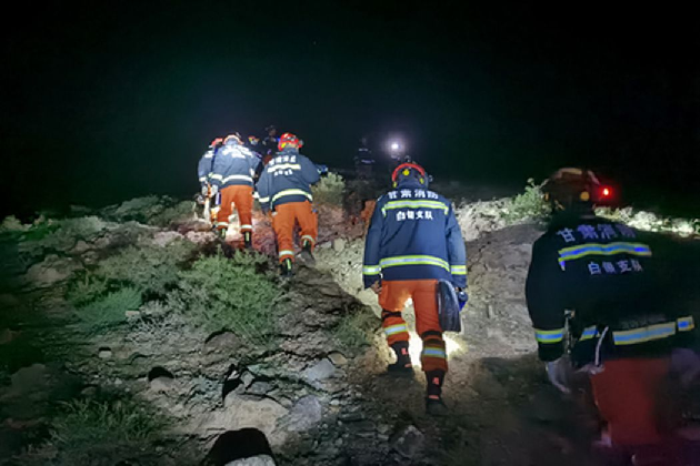 Поиски пропавших марафонцев в китайской провинции Ганьсу. Фото ZUMAPRESS.com/Scanpix/Leta 