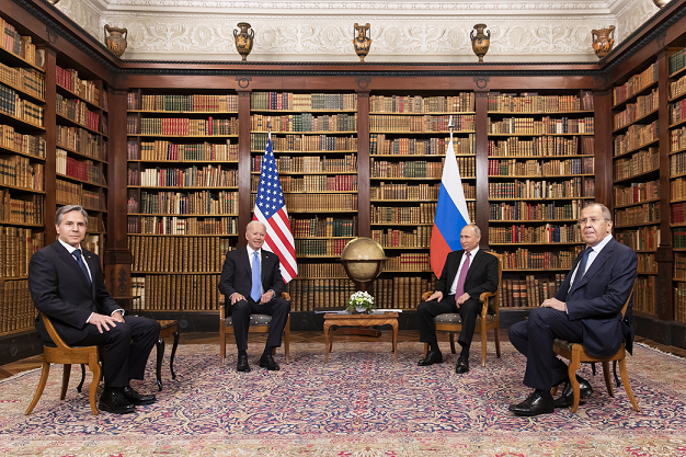 Джо Байден и Владимир Путин на переговорах в Женеве. Фото EPA/Scanpix/Leta