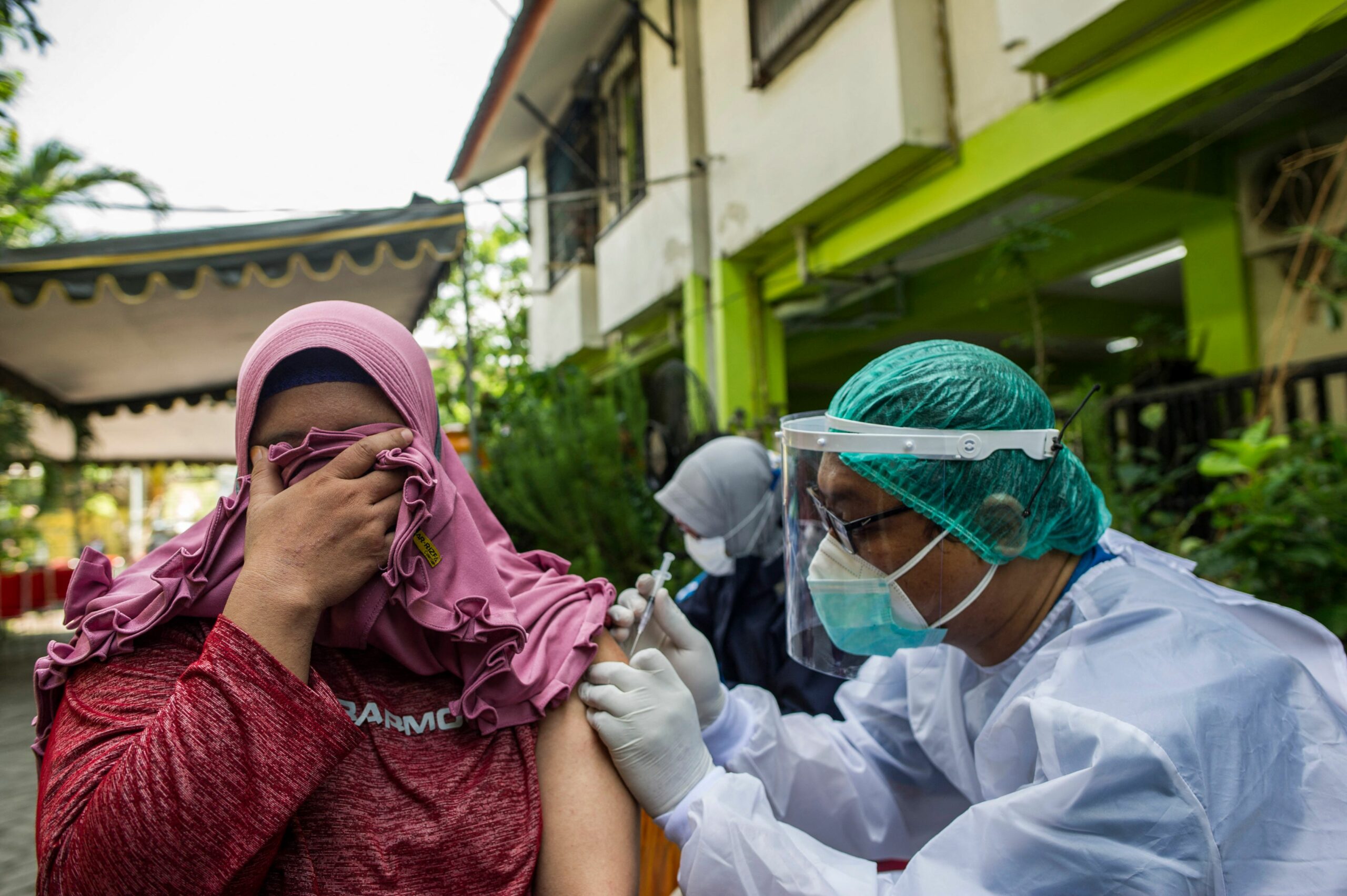 Вакцинация Sinovac в Индонезии. Фото JUNI KRISWANTO / TASS / Scanpix / Leta