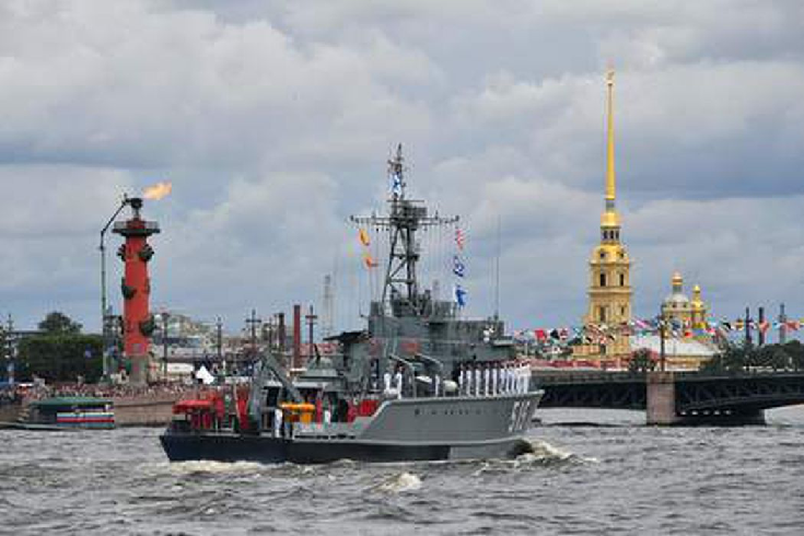 Парад в честь Дня ВМФ в Санкт-Петербурге. Фото AFP/Scanpix/Leta