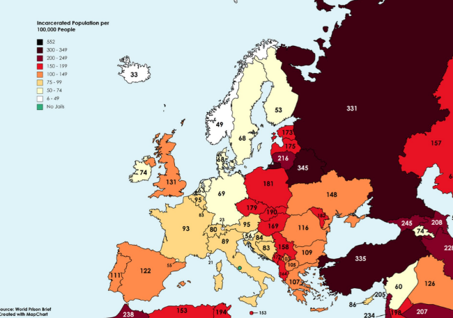 Статистика по числу заключенных на 100 тысяч населения в странах Европы. Фото Twitter @chakademisi