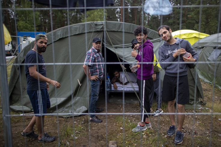 Мигранты в лагере на территории Литвы. Фото AP/Scanpix/Leta