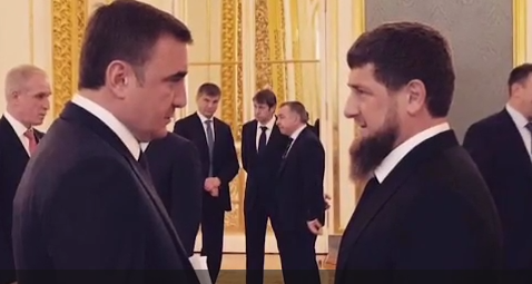Алексей Дюмин и Рамзан Кадыров. Кадр видеоролика, опубликованного в телеграм-канале Рамзана Кадырова